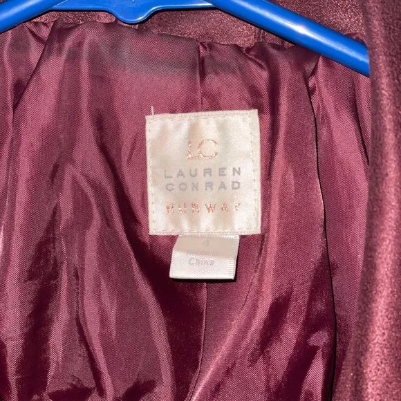 Women’s Lauren Conrad Runway Faux-suede Moto Jacket Burgundy Size 4 - Picture 3 of 8